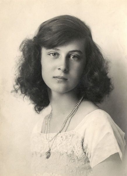 Princess Marina of Greece, later Duchess of Kent, c. 1920