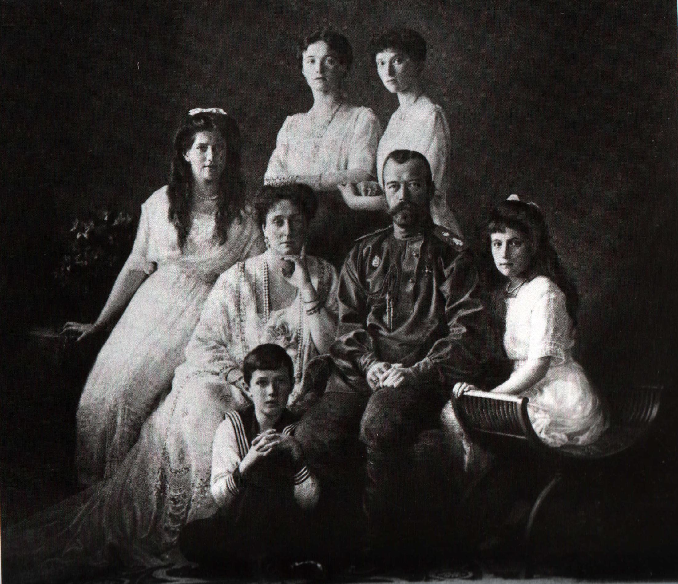 The Romanov family, 1913